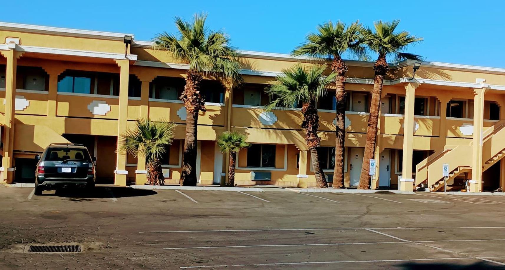 Valley Inn Phoenix Exterior photo